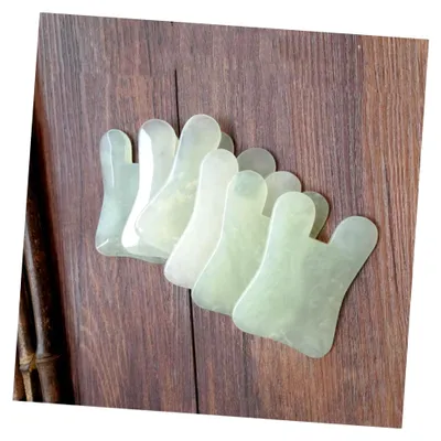 Produktbild von 2 Stück Multifunktionale Gua Sha Massageplatten Natürliche Jade Gesichts und Körpermassagewerkzeuge für Hautpflege Entspannung und Gesundheitsförderung