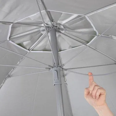 Produktbild von Famanu Sonnenschirm Ø 180 cm neigbar - UV50-Schutz - grün