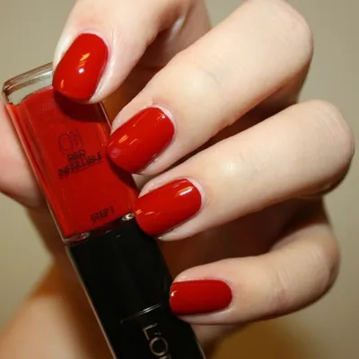 Obrázok produktu pre L'Oreal Paris Indefectible Gelový lak na nechty Metallic Orange 27