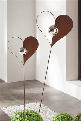 Produktbild von 2x Gartenstecker "Herz mit Kugel" aus Metall in Rost Optik, 100 & 123 cm hoch, Dekostecker, Gartendeko für Draußen