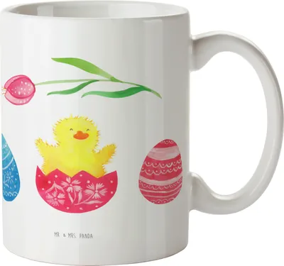 Produktbild von Mr. & Mrs. Panda Kaffeebecher Küken Schlüpfen - Weiß - Geschenk, bedruckt, Kaffeetasse, Trinkbecher, Pott, Ostergrüße, Ostern, keramik, Ei, Frohe, Tasse, Ostereier