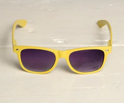Produktbild von Freak Scene Sonnenbrille - M - gelb Federbügel