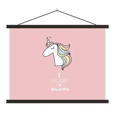 Produktbild von MuchoWow® Textilposter Einhorn - Zitate - Rosa - Ich wurde als Einhorn geboren - Mädchen - Kind 60x45 cm mit schwarzem Rahmen - Poster Schlafzimmer