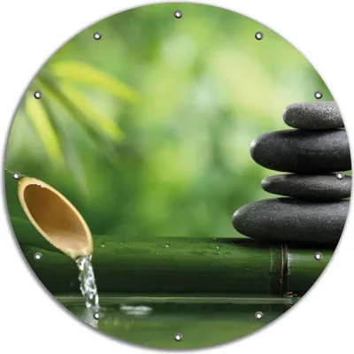 Produktbild von Wallario rundes Outdoor-Poster für Garten oder Balkon, Motiv Steinstapel und Bambus auf dem Wasser, 90 cm Durchmesser