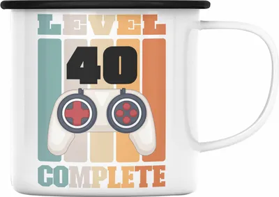 Produktbild von Trendation -  40. Geburtstag Emaille Tasse Mann Geschenk 40er Geschenkidee 40 Mutter Vater Männer Lustig Geschenke Gamer Geschenke (Schwarz)
