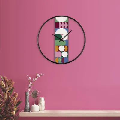 Immagine prodotto di Wallity, Demre - Multicolor, orologio da parete decorativo in metallo, multicolore, 95% ACCIAIO / 5% MDF, 62 x 62 cm