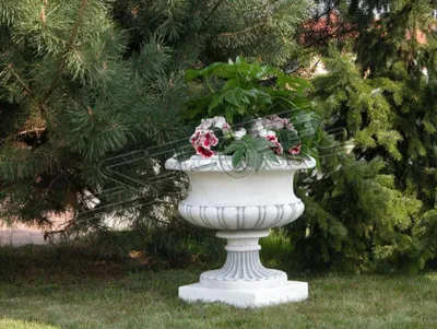 Productafbeelding van Bloemenmand, bloevas, vaas, tuin, terras, decoratie, beeld, figuur, S104008