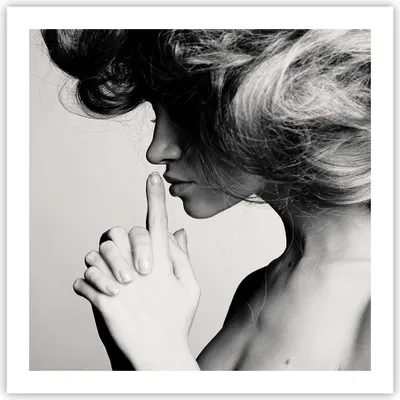 Produktbild von Poster - Poster ohne Rahmen - Frau Modell - 60x60 cm - Wand Bild - Wanddeko - Wandbilder - Kunstposter - Wandposter - Bilder - Kunstdruck - Wanddekoration - Wandbild - P2XAC60x60-3546