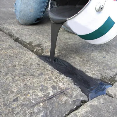 Produktbild von PROREGAL Fugenreparatur aus Elastikharz für Beton, Asphalt & Estrich im Innen- & Außenbereich | Anthrazit (vgl. RAL 7021) | Zwei-Komponenten-Gemisch | dauerelastisch, UV- & witterungsbeständig, verschleißfest & langlebig