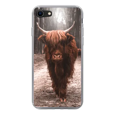 Produktbild von MuchoWow® Handyhülle Schutzhülle Hülle für iPhone SE 2022 Schottischer Hochländer - Wald - Kuh - Tiere - Natur Silikon Softcase Handy Hülle - Schutzhülle