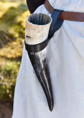 Produktbild von Einfacher Gürtelhalter für Trinkhorn aus Leder, Hornhalter, schwarz