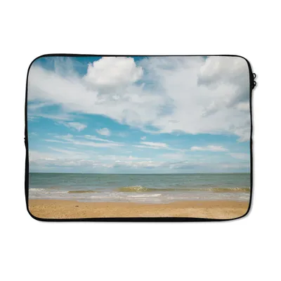 Produktbild von MuchoWow® Laptop Hülle 13 Zoll Strand - Sommer - Wolken Laptoptasche - Laptophülle - Sleeve - Rundumschutz