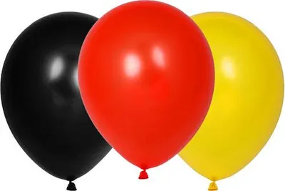 Produktbild von 15 Luftballons schwarz-rot-gold