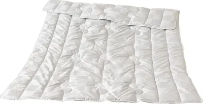 Produktbild von Traumina Cube Camel Einziehdecke superleicht Wärmeklasse 1 Größe 155x220 cm
