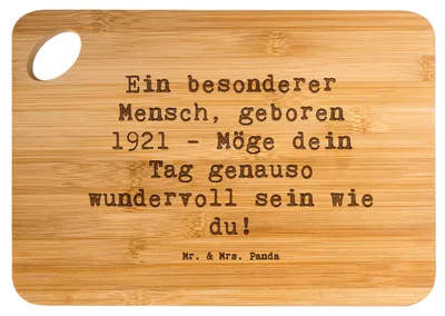 Produktbild von Mr. & Mrs. Panda Schneidebrett Spruch 1921 Geburtstag - Transparent - Geschenk, Jahrgang, Frühstücksbrettchen, Glückwunsch, Happy Birthday, Holzbrettchen, Brett, Alter