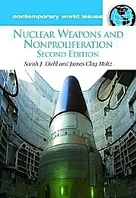 Image de Nuclear Weapons and Nonproliferation