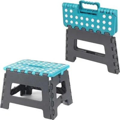 Produktbild von Famanu Klapphocker - Kleine Fußbank mit Traggriff - Leichtgewicht aus Kunststoff, kompakt, bis 150 kg, Blau/Grau