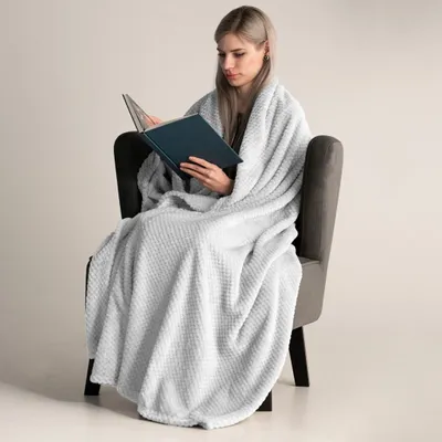 Produktbild von Kuscheldecke Fleece kuschelig weich Tagesdecke 150 x 200 cm -  Weiß