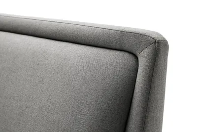Produktbild von Meise Möbel Polsterbett Frieda 140x200 cm | Bettgestell | Kopfteil glatt | Webstoff Hellgrau | Holzfuß schwarz