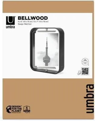 Immagine prodotto di Umbra Tischbilderrahmen Bellwood, Bilderrahmen für 10x15 oder 13x18 cm, Holz, Schwarz, 1019922-040