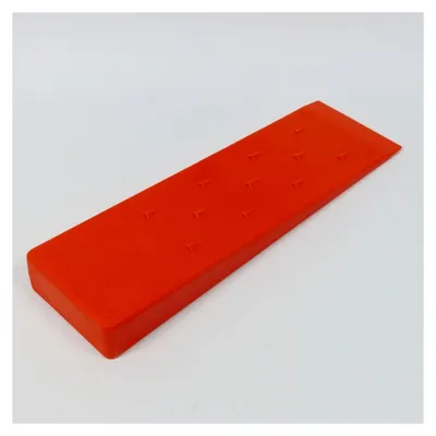 Produktbild von Fällkeil 300x90x30mm Nachsetzkeil aus schlagzähem Kunststoff für die Forstwirtschaft und Brennholzverarbeitung
