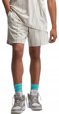 Produktbild von Nike Hose mit Nadelstreifenprint, atmungsaktiv, Jordan Logo und Kordelzug