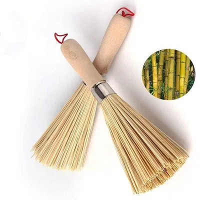 Image de 2 brosses à vaisselle en bambou naturel pour casseroles et woks