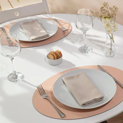 Produktbild von Tischsets oval 4er Set 33x45 cm – recyceltes Leder – Macaron