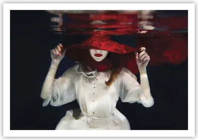 Produktbild von Poster - Poster ohne Rahmen - Mädchen Rot Hut - 100x70 cm - Wand Bild - Wanddeko - Wandbilder - Kunstposter - Wandposter - Bilder - Kunstdruck - Wanddekoration - Wandbild - P2XAA100x70-4305