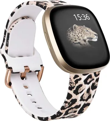 Produktbild von Strap-it Lucky Leopard Silikonarmband – passend für Fitbit Versa 3 und Fitbit Sense (1) – Leopardenmuster