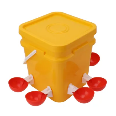 Image de Abreuvoir automatique pour poulets,Abreuvoir automatique pour volailles,Abreuvoir automatique pour poulets avec fût
