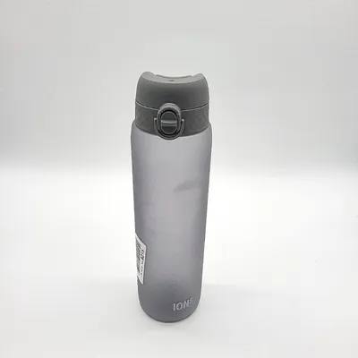 Produktbild von Ion8 Trinkflasche 1l 1000ml Auslaufsicher Leicht Spitzenqualität Griff Ideal