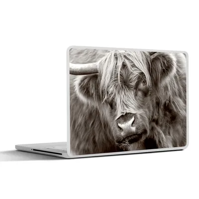 Produktbild von MuchoWow® Laptop Aufkleber Sticker Cover Schottischer Highlander - Schwarz - Weiß - Hörner 30x22 cm - Laptop-Sticker