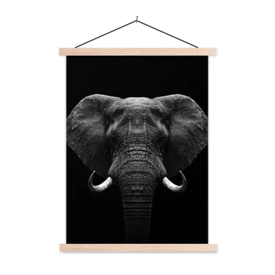 Produktbild von MuchoWow® Textilposter Tiere - Elefant - Porträt - Schwarz - Weiß 60x80 cm mit holzfarbenen Rahmen - Wandbild