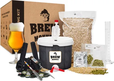 Produktbild von Brew Monkey Bierbrauset Tripel | Komplett Set 5 Liter Bier | 8,2% Vol | Bier Brauen Set | Männergeschenke | Bier Geschenke für Männer | Geburtstagsgeschenk für Männer