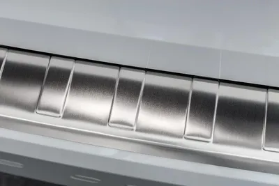 Immagine prodotto di Protezione per il bordo del bagagliaio in acciaio inossidabile, compatibile con Volvo V90, modello dal 2016