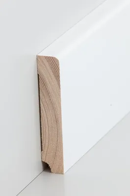 Produktbild von Sockelleiste weiß Kiefer 19 x 100 Lackiert RAL 9016 Fußleiste