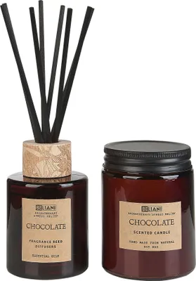 Produktbild von BELIANI Raumduft-Set Braun Sojawachs und Duftöl Duftkerze im Glas mit Deckel und Diffuser mit Stäbchen Duftnote: Schokolade Geschenkset