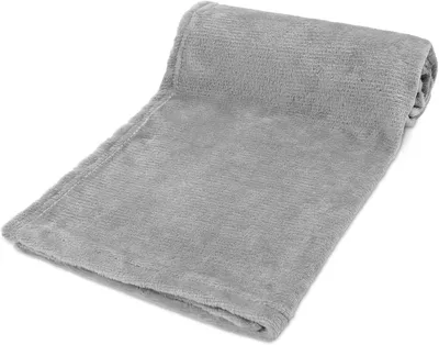 Imagen del producto de Manta para perros de franela, lavable, impermeable, de 95x80 cm, ideal para perros pequeños, para usar en casa y de viaje