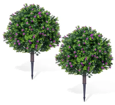 Obrázok produktu pre Umelý buxusový krík v tvare gule – topiary s kolíkom – sada 2 ks – PE – pre vonkajšie použitie a záhradnú dekoráciu – s fialovými kvetmi – zelený