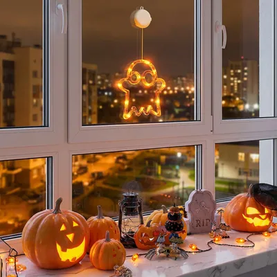 Productafbeelding van Verlicht Halloween-decoratie, spook, met zuignap, 12 LED's, 20 x 18,5 cm, 3 x AAA-batterijen