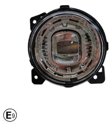 Zdjęcie produktu dla Lewy halogenowy reflektor przeciwmgielny LED do modeli SCANIA serii P, G, R, T z lat 2004–2017; numery OEM: 1446353, 1852569, 1931613