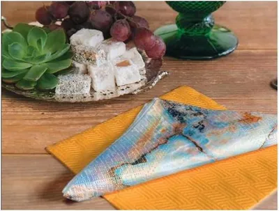 Immagine prodotto di Tovaglioli per comunione ORO goffrato 33x33cm 20pz.