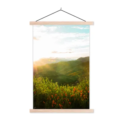 Produktbild von MuchoWow® Textilposter Hügel - Sonnenuntergang - Gras - Grün 120x180 cm mit holzfarbenen Rahmen - Textil-Plakat