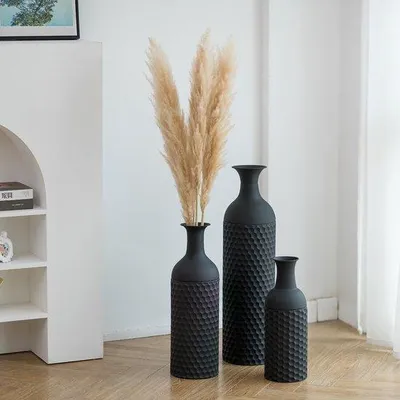 Immagine prodotto di Set di 3 grandi vasi in metallo, neri, alti, opachi, 68 cm