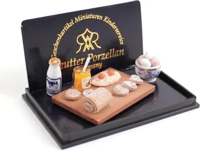 Productafbeelding van Miniatuur keukentje met taartdecoraties, accessoires voor poppenhuizen