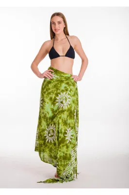 Produktbild von Pareo aus Viskose mit Sonnenprint & Fransen – Grün/Gold - Sarong, Wickeltuch, Wickelrock