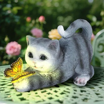 Produktbild von Pawfly Solarbetriebene Gartniskulpturen, Dekoration für den Garten, Katzen-Dekoration mit Schmetterlingslichtern, niedliche Katzenfigur, Katzenstatue, Außenbeleuchtung für Garten, Terrasse, Balkon, Veranda, Rasen und Garten