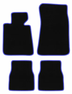 Obrázok produktu pre Velúrové autokoberce pre: BMW 3 E30 1982-1994 (kupé) – sada 4 ks, čierno-modré, na mieru – Wielganizator CARLUX