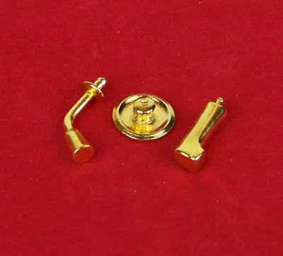 Produktbild von Miniatur Wasserhahn und Dusche aus Metall, goldfarbig. Für 1:12 Puppenstuben.